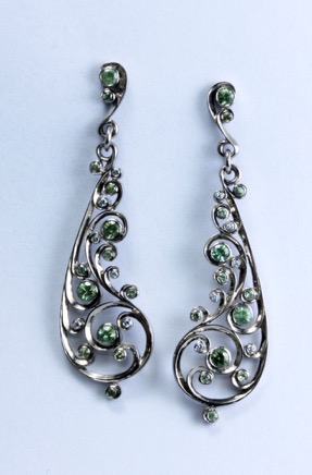 DMI-grn-earrings.jpg